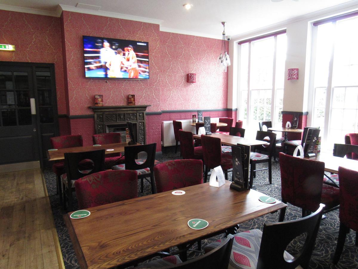 Pear Tree Inn Welwyn Garden City Exterior photo